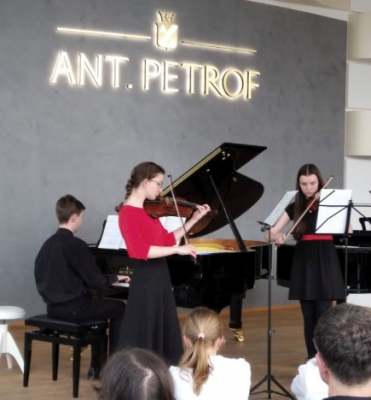 Májový koncert u Petrofů