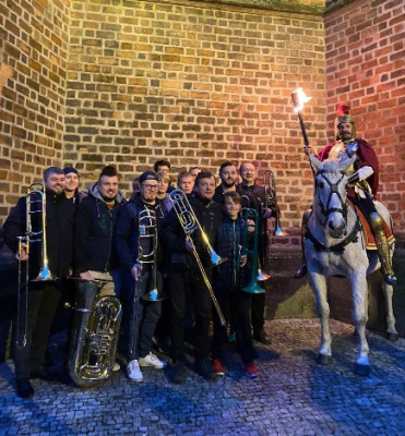 Všude nevlídno, jen u nás hudba