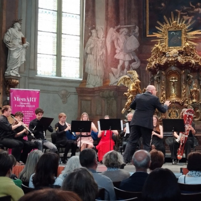 Antonín Ježek hobojistou MenArtu 